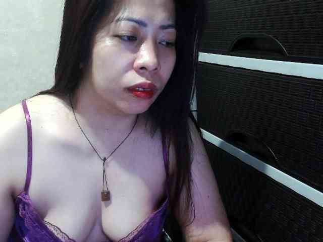 Cassiee webcam