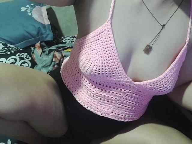Cassiee webcam