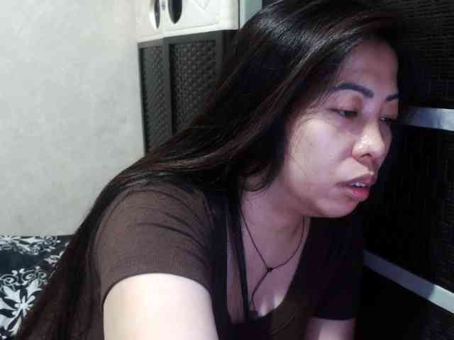 Cassiee webcam