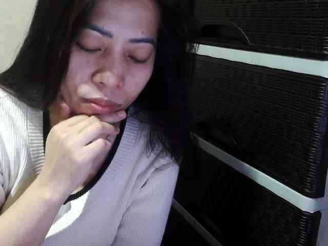 Cassiee webcam