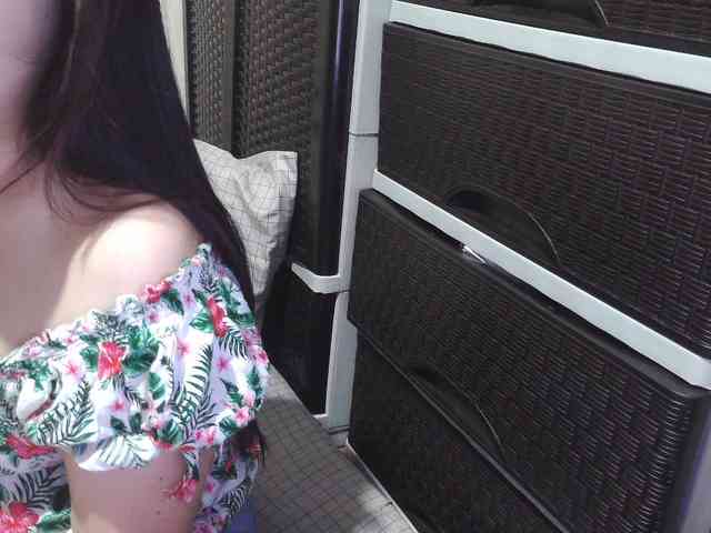 Cassiee webcam