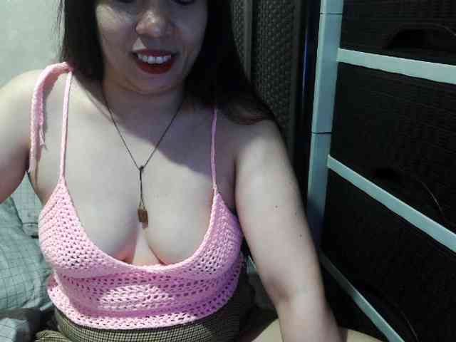 Cassiee webcam