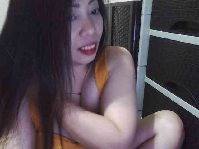 Cassiee webcam