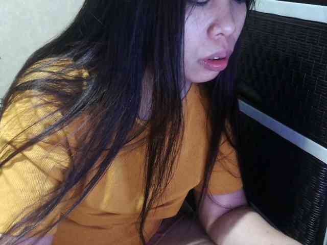 Cassiee webcam