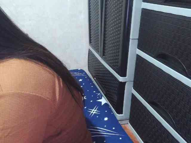 Cassiee webcam
