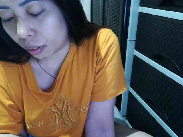 Cassiee webcam