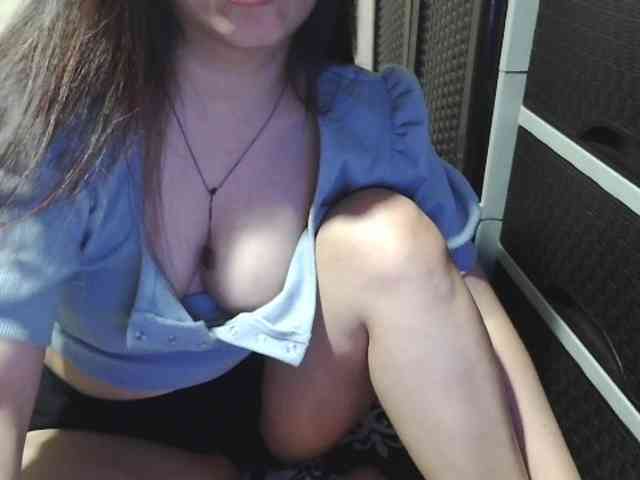 Cassiee webcam
