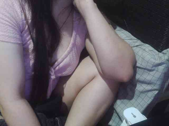 Cassiee webcam