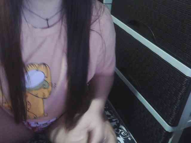 Cassiee webcam