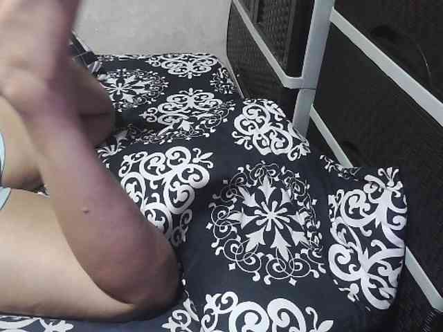 Cassiee webcam