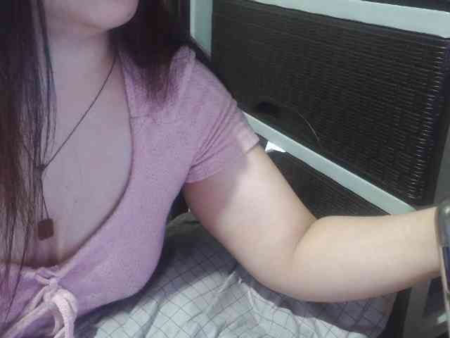 Cassiee webcam