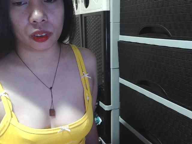 Kazzandra webcam