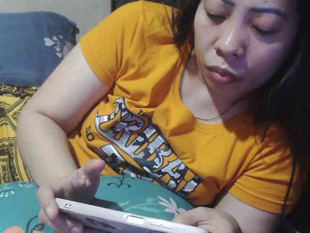 Cassiee webcam