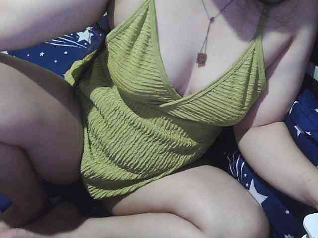 Cassiee webcam
