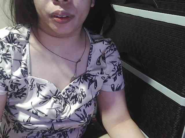 Cassiee webcam