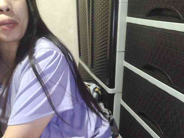 Cassiee webcam