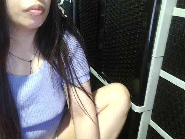 Cassiee webcam