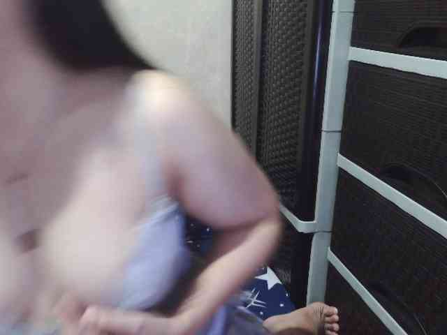 Cassiee webcam