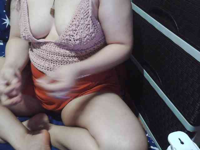 Cassiee webcam