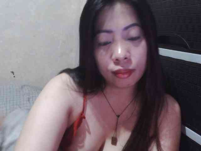Cassiee webcam