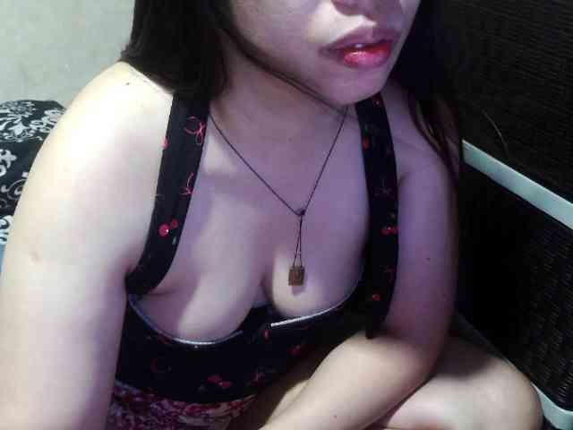 Kazzandra webcam