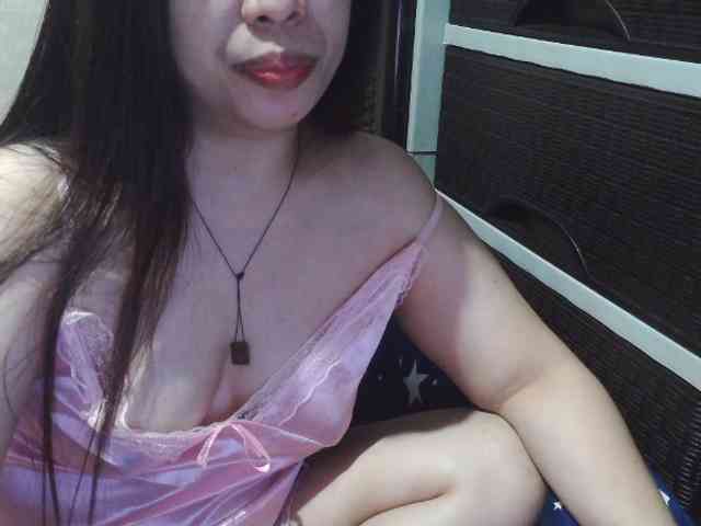 Cassiee webcam