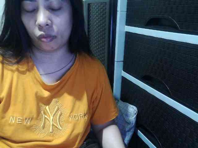 Cassiee webcam