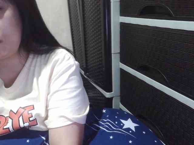 Cassiee webcam