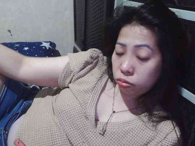 Cassiee webcam