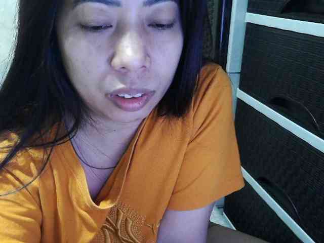 Cassiee webcam