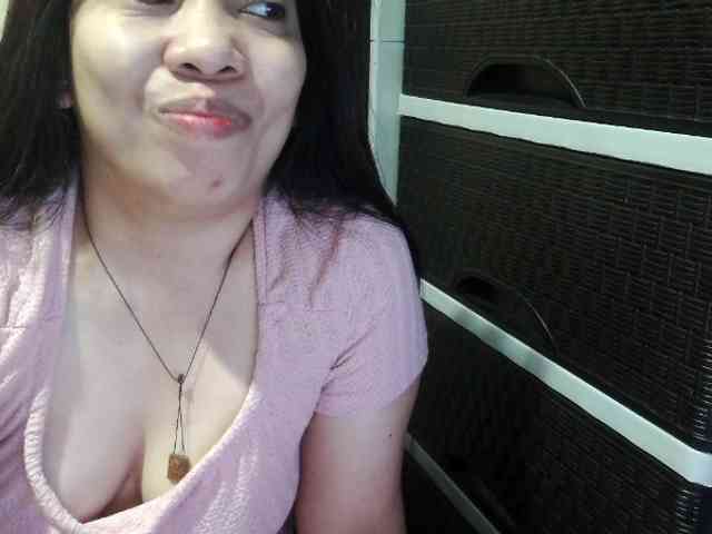 Cassiee webcam
