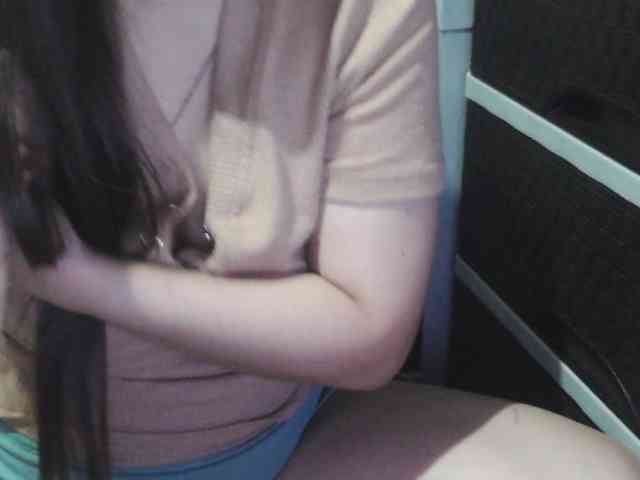 Cassiee webcam