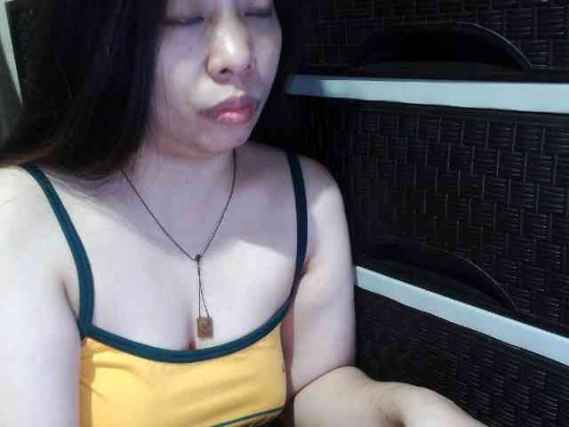 Cassiee webcam