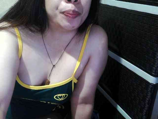 Cassiee webcam