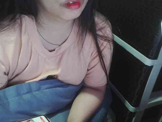 Cassiee webcam