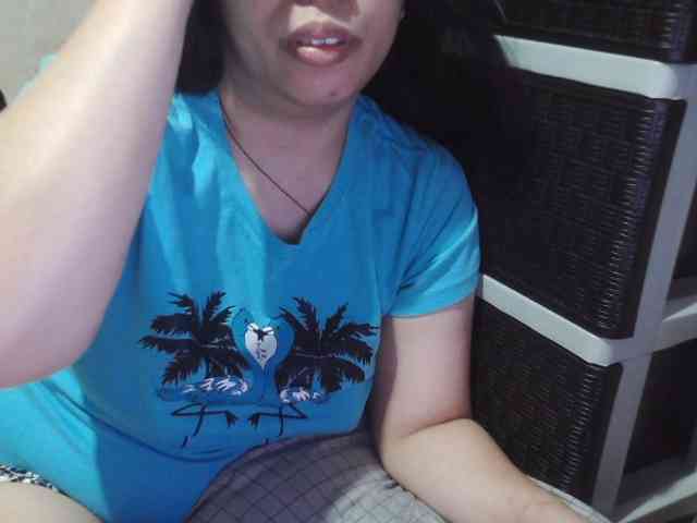 Cassiee webcam