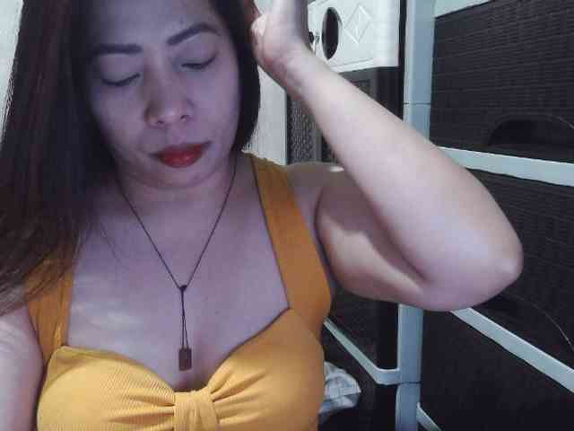 Cassiee webcam