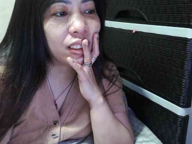 Cassiee webcam