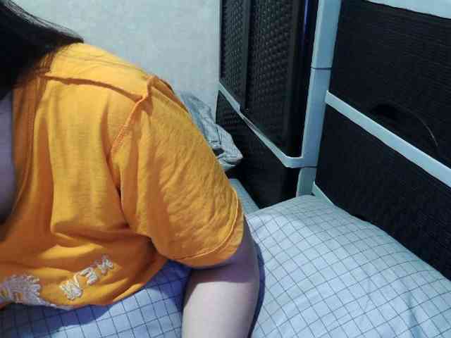 Cassiee webcam