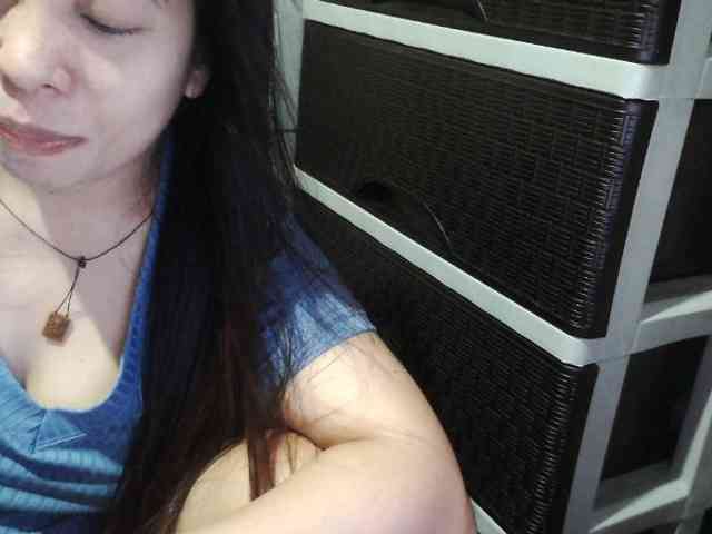 Cassiee webcam