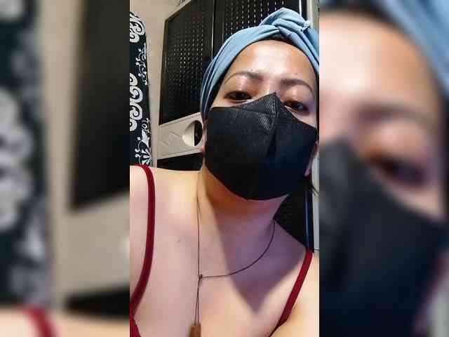 Cassiee webcam