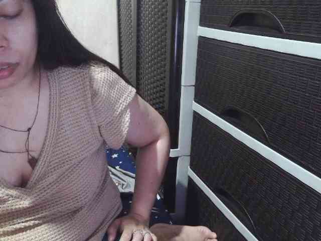 Cassiee webcam