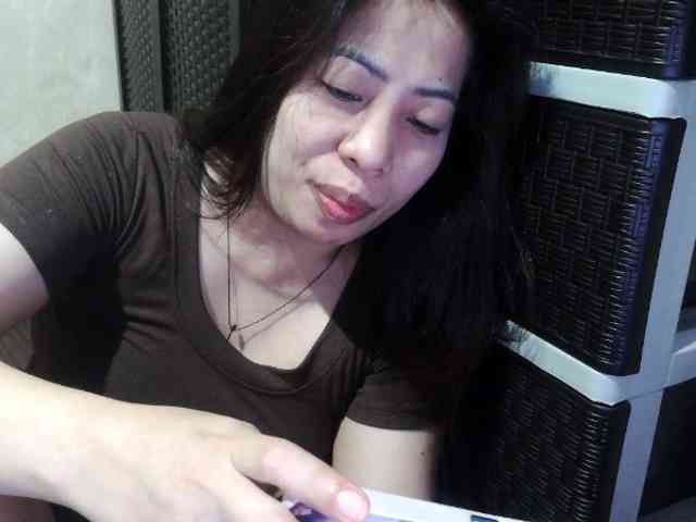Cassiee webcam