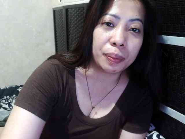 Cassiee webcam