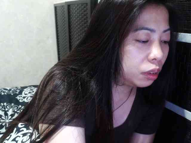 Cassiee webcam