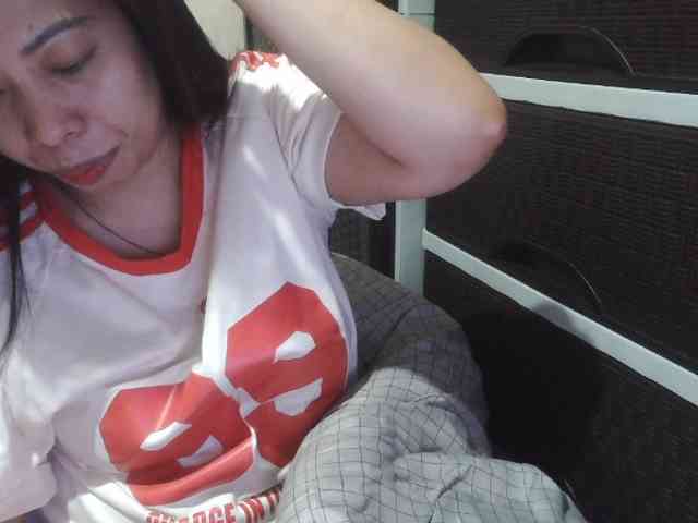 Cassiee webcam