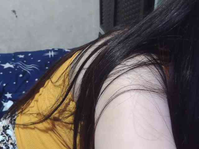 Cassiee webcam
