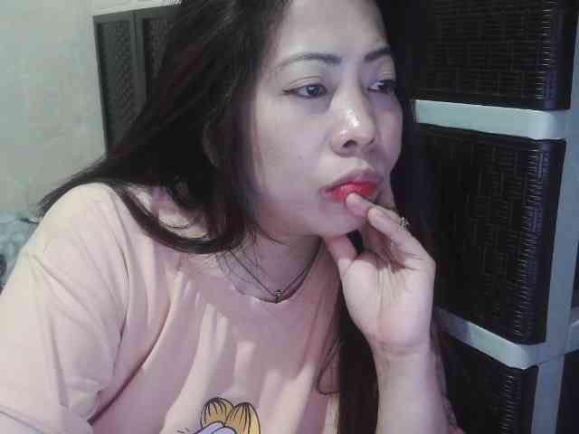 Cassiee webcam