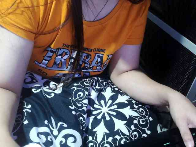 Cassiee webcam