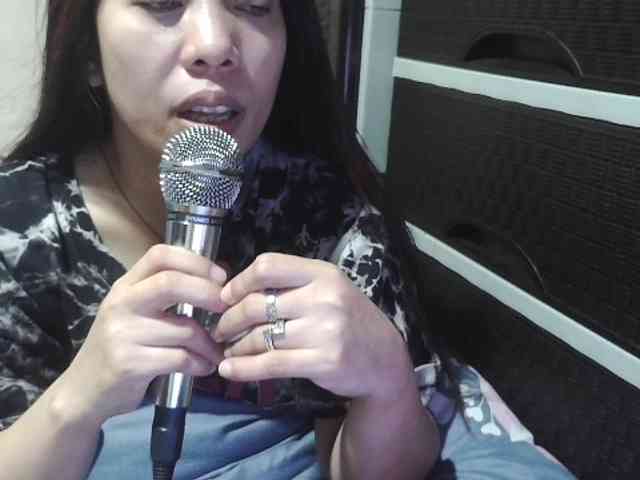 Kazzandra webcam